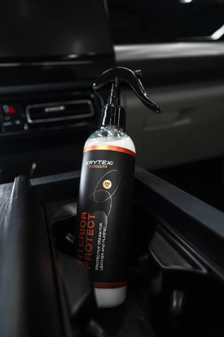 KRYTEX INTERIOR PROTECT - защитное молочко для кожи и пластика в салоне автомобиля